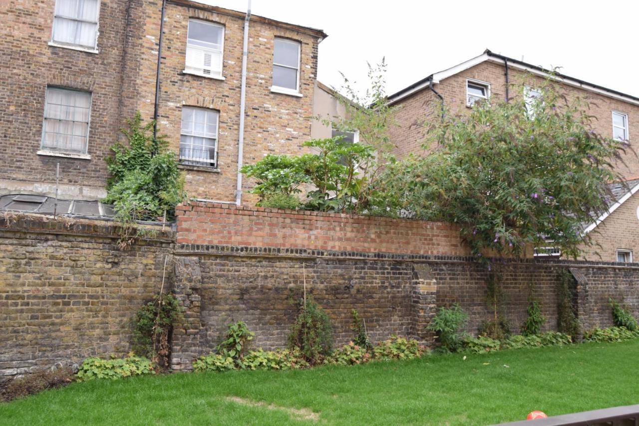 2 Bedroom House In Hackney London Exterior foto